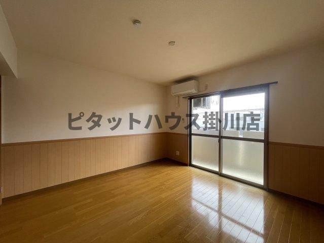 袋井市下山梨マンション リビング
