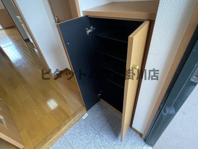 袋井市下山梨マンション 玄関
