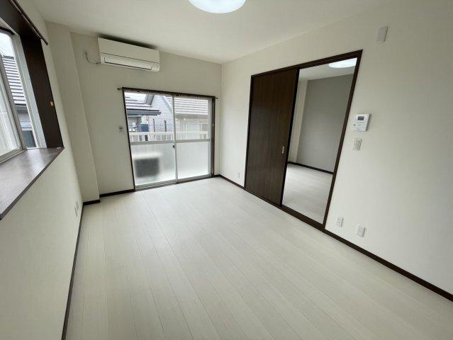 焼津市小土アパート リビング