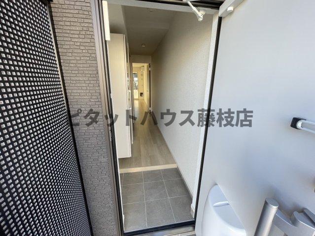 焼津市三ケ名アパート 玄関