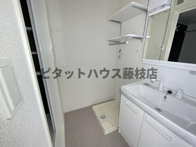焼津市三ケ名アパート 洗面