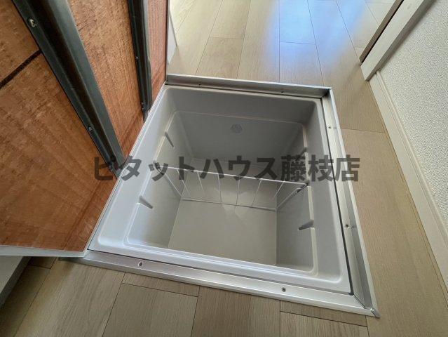 焼津市三ケ名アパート 収納
