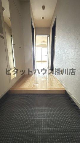 掛川市大池マンション 玄関