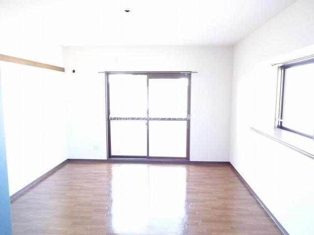 島田市御仮屋町マンション リビング