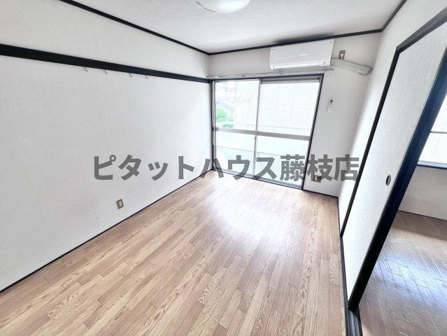藤枝市与左衛門アパート リビング