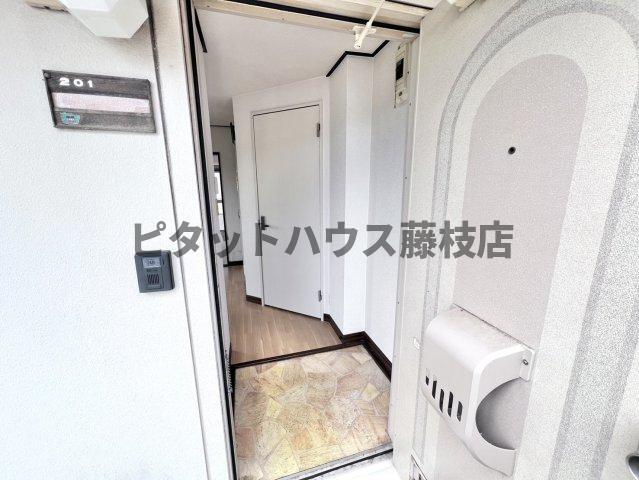 藤枝市与左衛門アパート 玄関