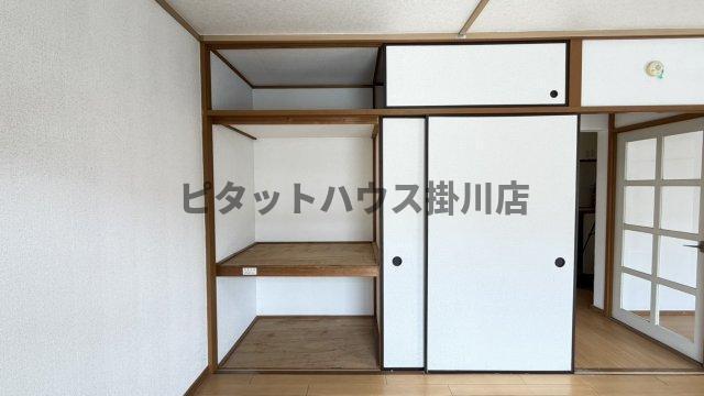 掛川市久保マンション 収納