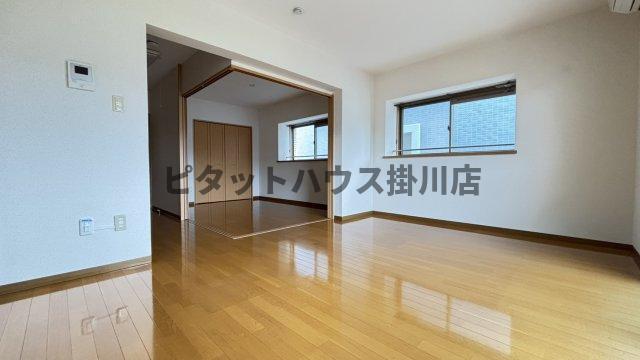 袋井市愛野南マンション リビング