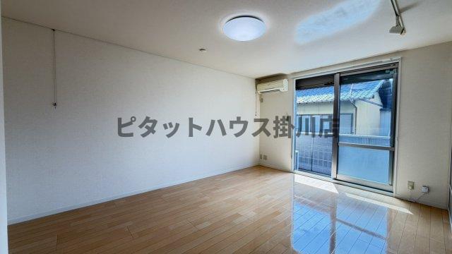 菊川市西方アパート リビング