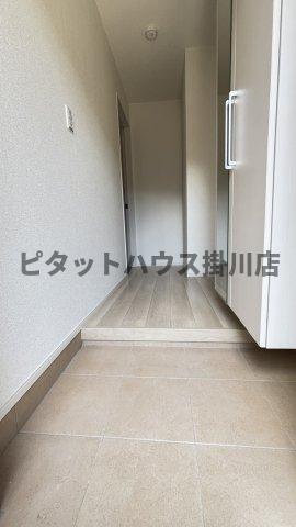 掛川市杉谷南アパート 玄関