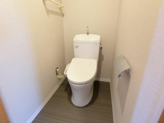 掛川市長谷アパート トイレ