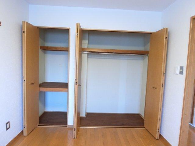 掛川市長谷アパート 収納