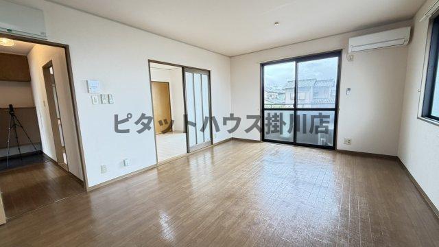 掛川市下垂木アパート トイレ