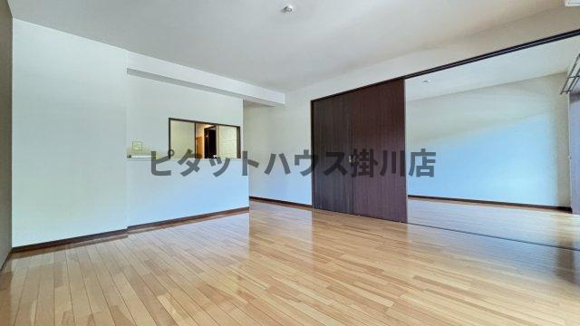 掛川市杉谷南マンション リビング