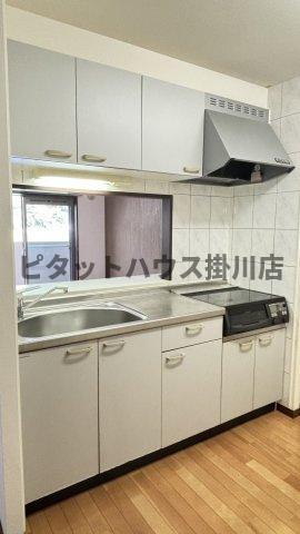 掛川市杉谷南マンション キッチン