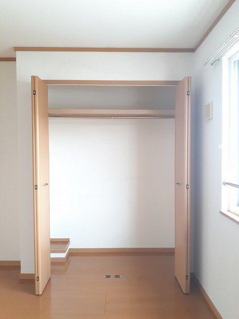 袋井市山科アパート 収納