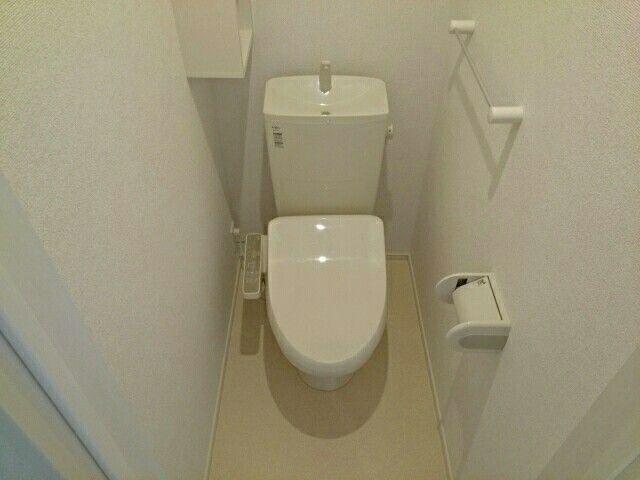 掛川市上張アパート トイレ