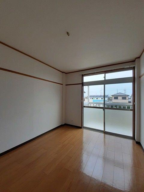 袋井市久能アパート リビング
