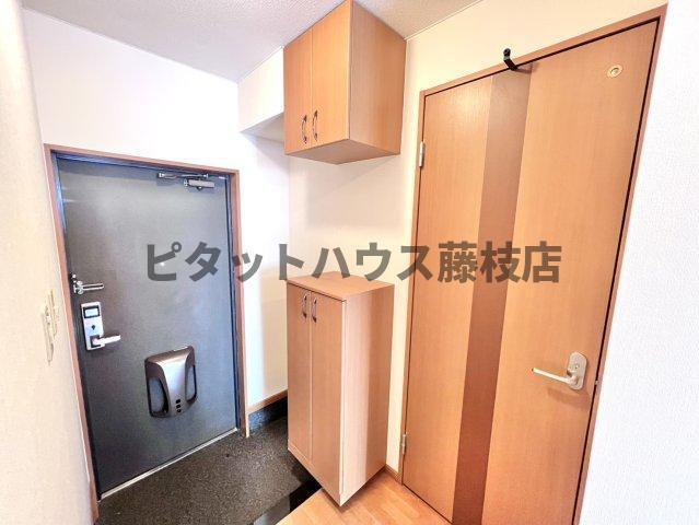 藤枝市築地アパート 玄関