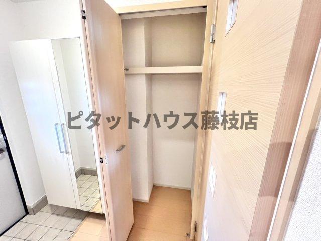 焼津市下小田アパート 収納