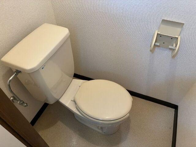 焼津市小土アパート トイレ