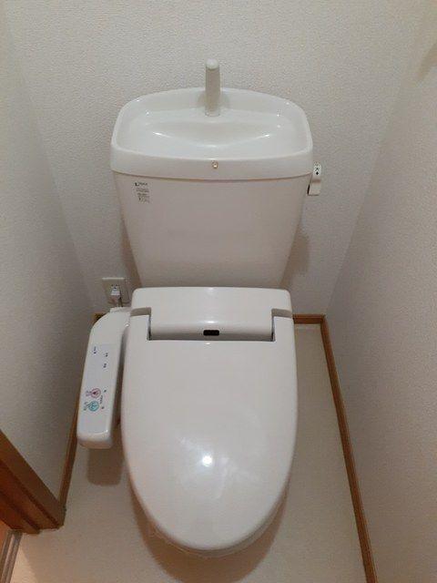 袋井市新堀アパート トイレ