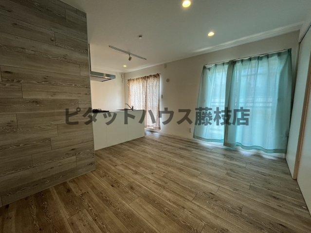 藤枝市駅前マンション リビング