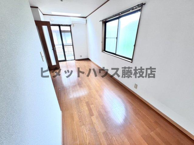 藤枝市五十海アパート リビング