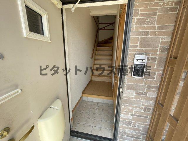 焼津市浜当目アパート 玄関