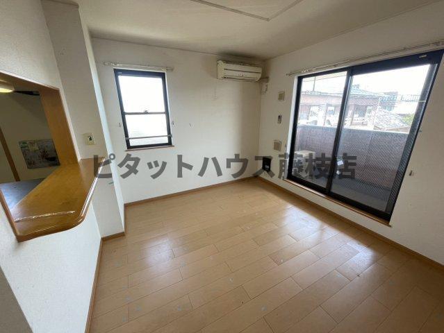 焼津市浜当目アパート リビング