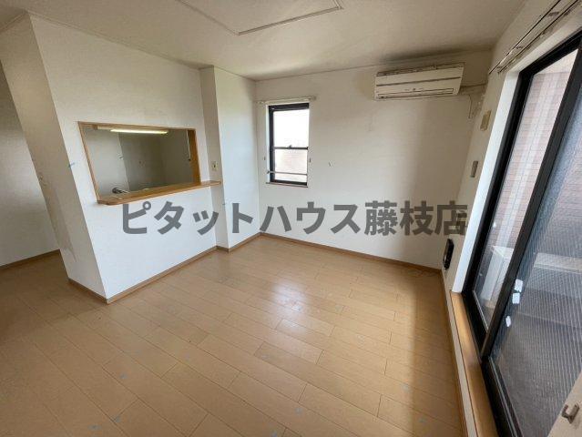焼津市浜当目アパート リビング