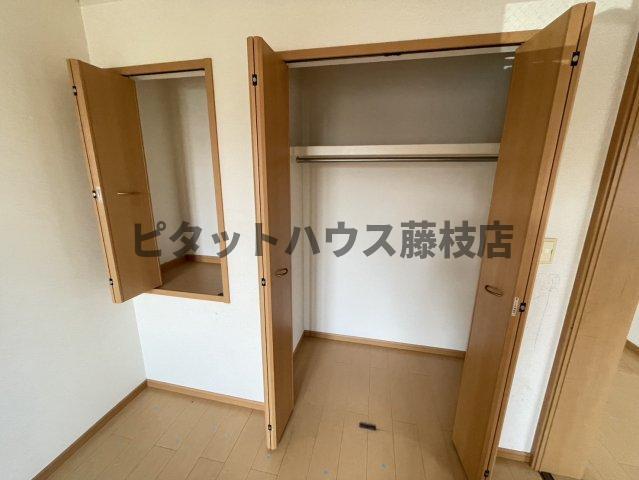 焼津市浜当目アパート 収納