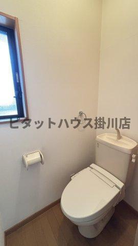 袋井市川井アパート トイレ