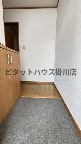 袋井市川井アパート 玄関