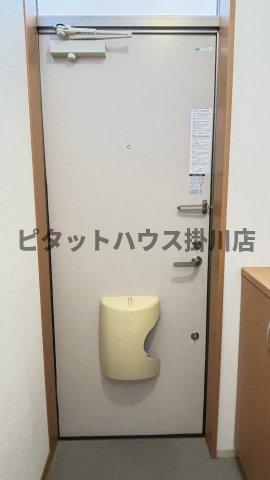 袋井市川井アパート 玄関