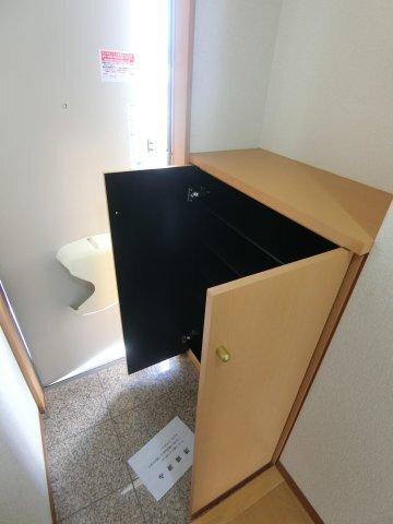 袋井市愛野南マンション 玄関