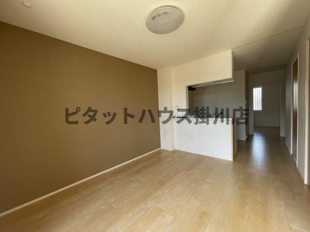 磐田市上大之郷アパート リビング