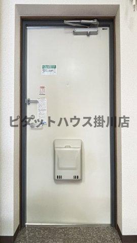 袋井市川井マンション 玄関