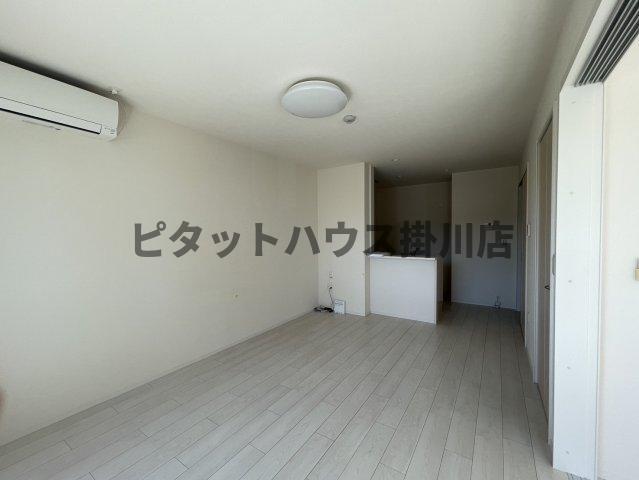 磐田市森下アパート リビング