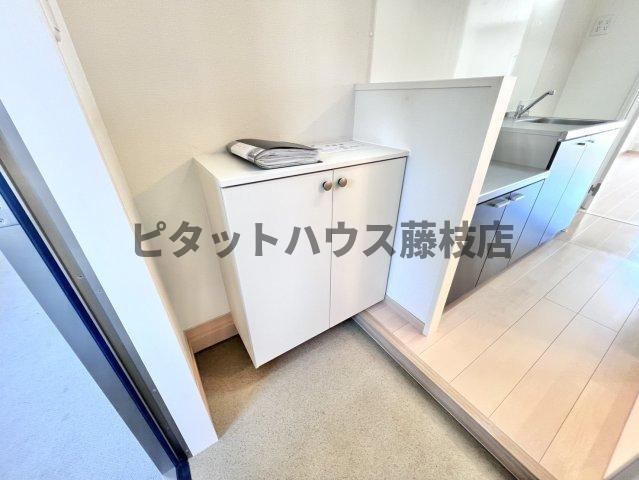 焼津市大覚寺アパート 収納