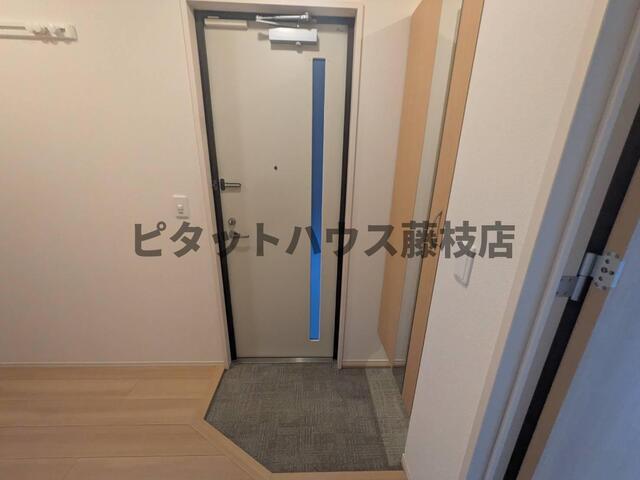 藤枝市小石川町アパート 玄関