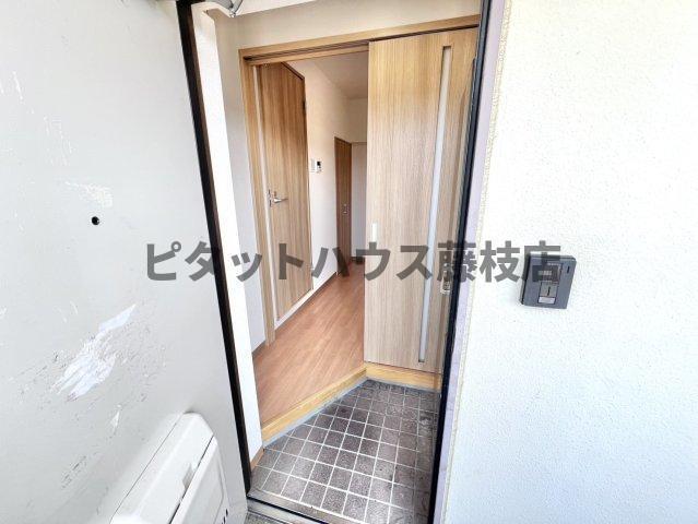 焼津市柳新屋マンション 玄関