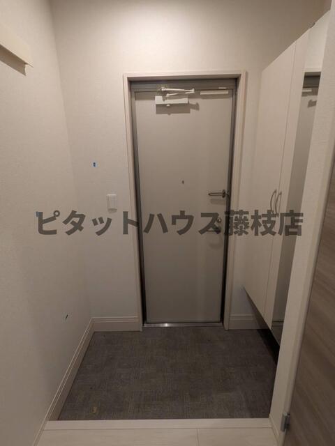 藤枝市高柳アパート 玄関