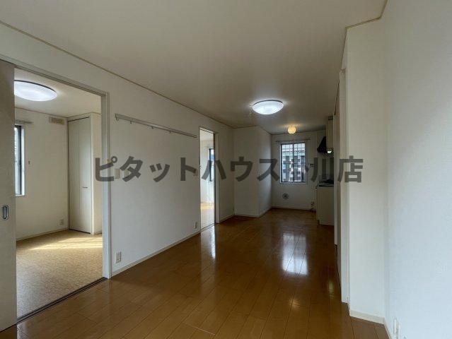 袋井市上山梨アパート リビング