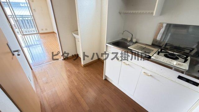 掛川市高御所アパート キッチン