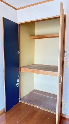 掛川市高御所アパート 収納