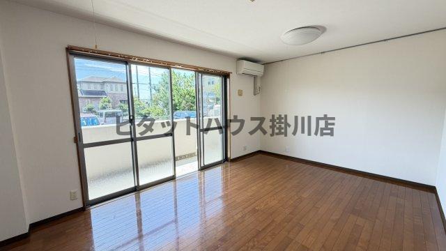 袋井市新屋マンション リビング