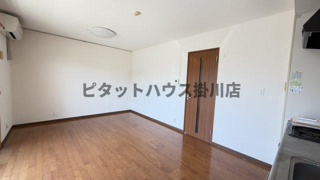 袋井市新屋マンション リビング