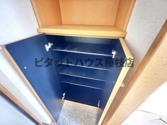 藤枝市高洲マンション 収納