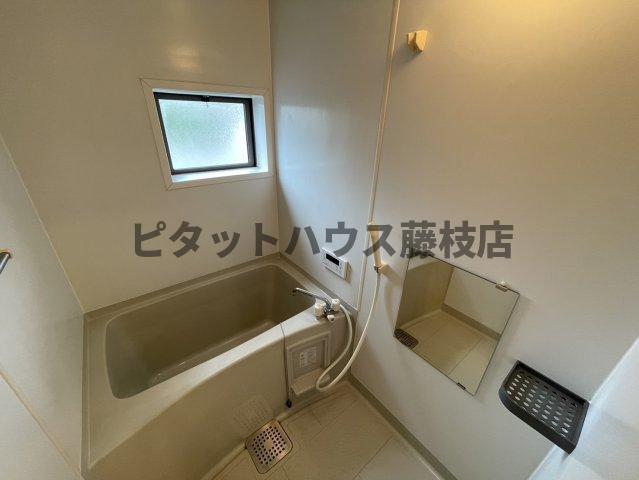 焼津市石津アパート バス／シャワー